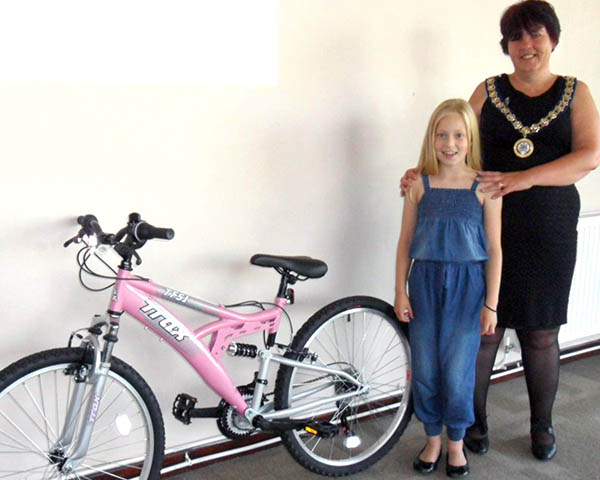 Hannah Wins a Bike