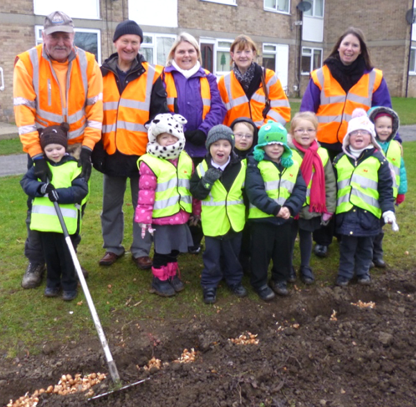 Schoolchildren Bulb Planting in Williamfield Way
