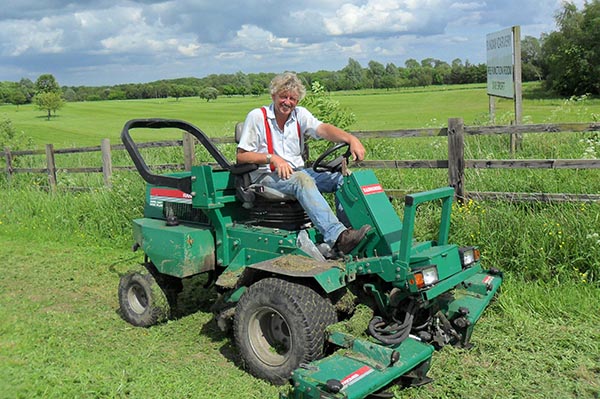 New Golf Course Owner Gets Down to Work