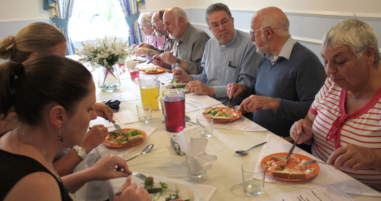 “Come Dine With Me” Final for Care Home Chefs