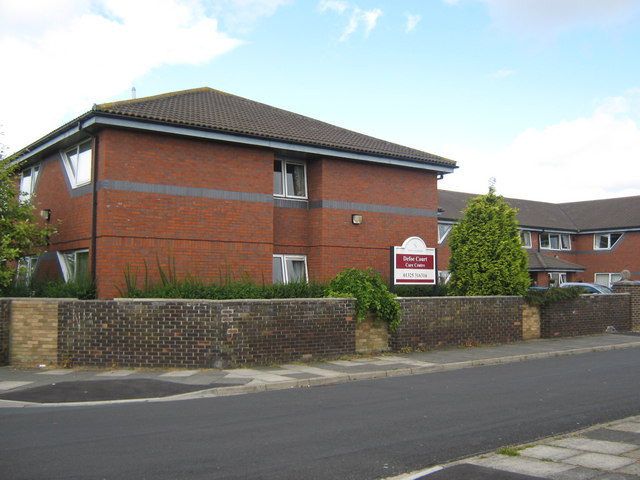 Pop Singer at Defoe Court