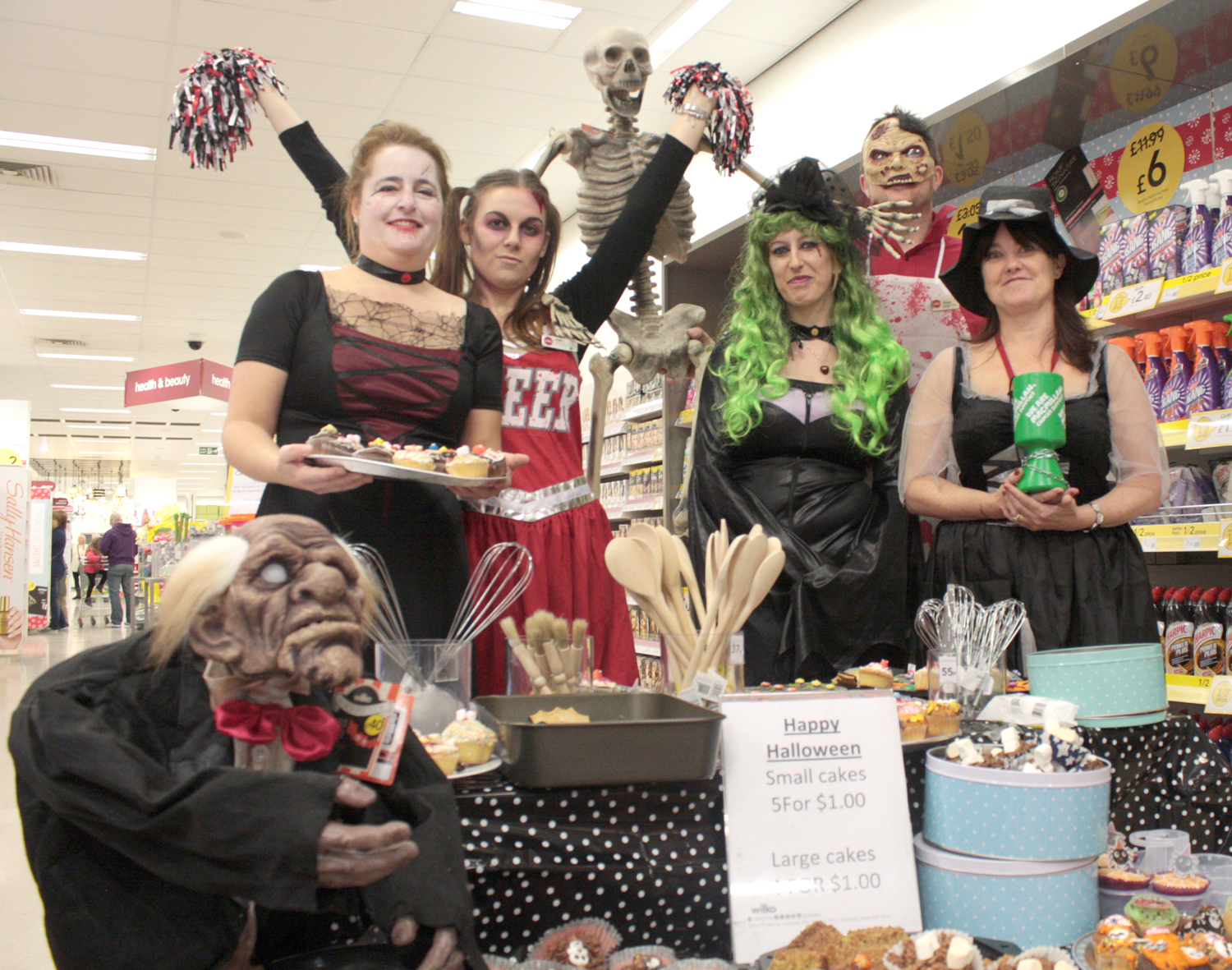Aycliffe’s Wilko Raise Spooktacular Total for Macmillan Charity