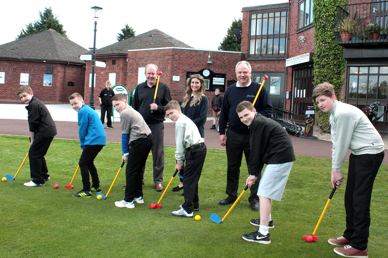 Free Golf at Woodham for Aycliffe Juniors