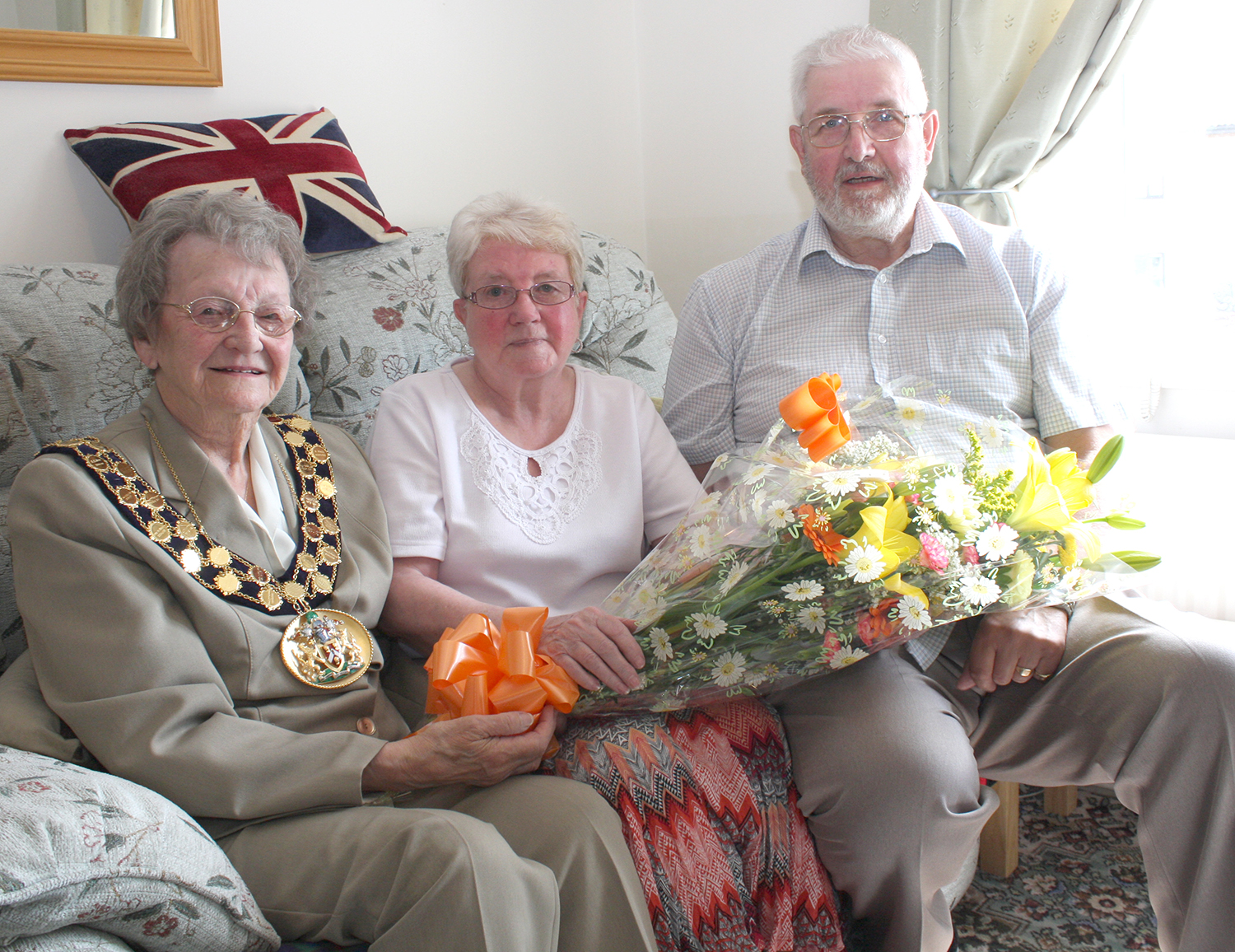 Mayor Calls on Golden Anniversary Couple