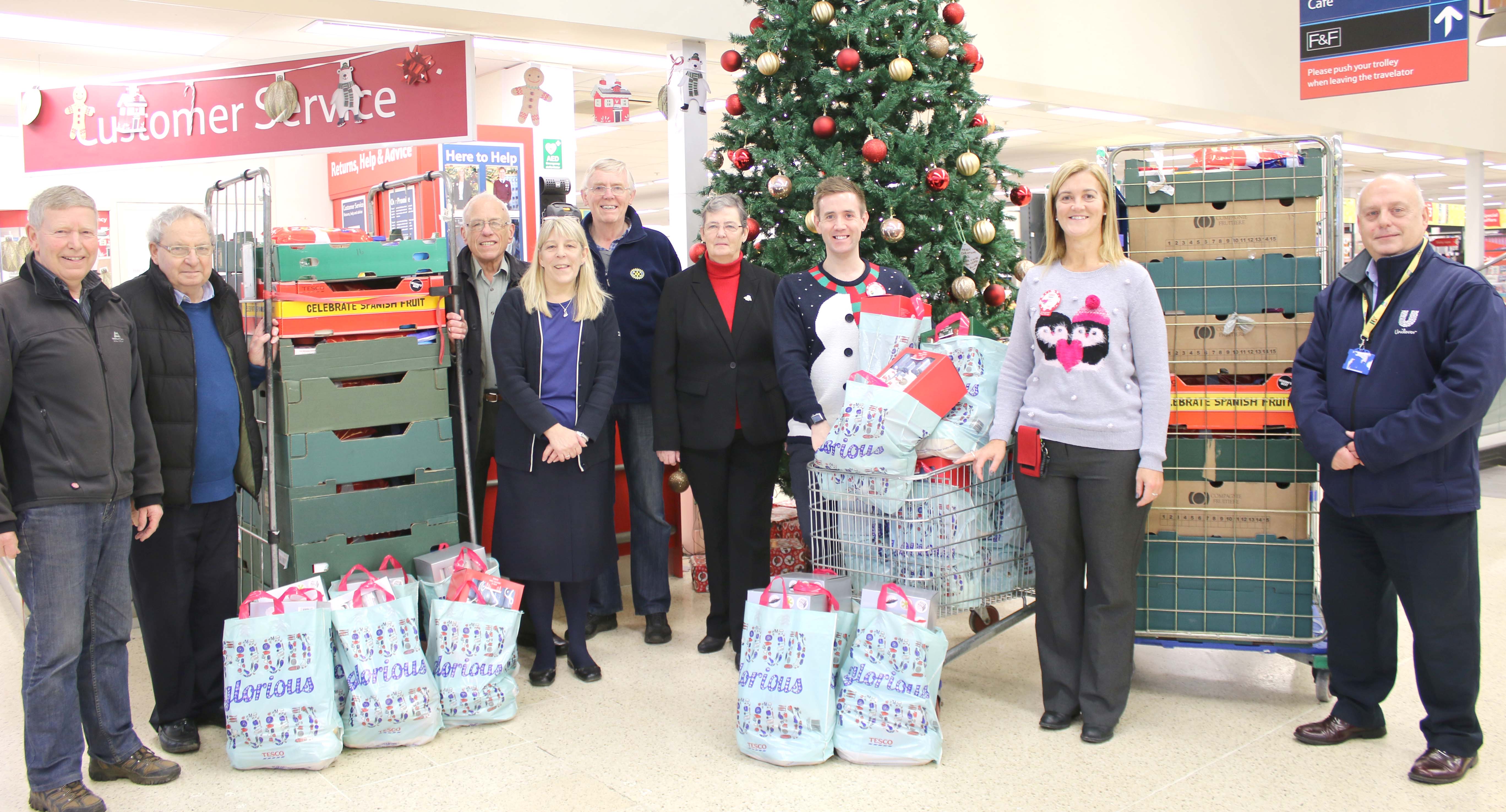 Rotary Club Deliver 65 Hampers