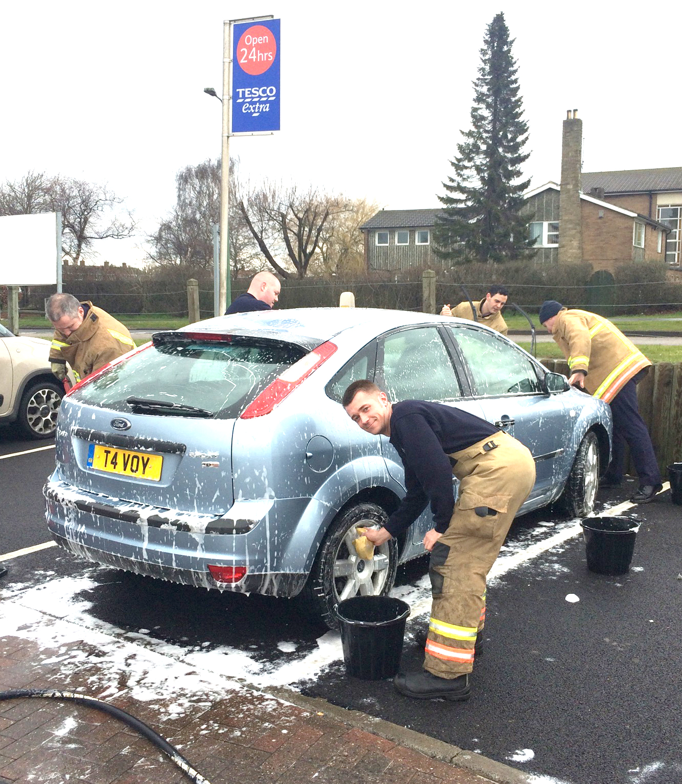 Car Wash for Firefighter’s Charity