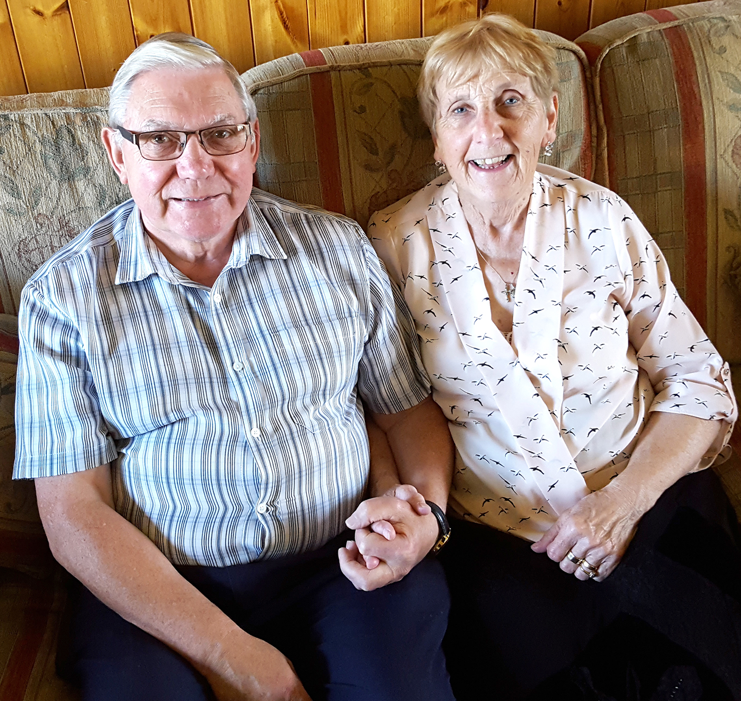 Golden Couple Donate to Hospice