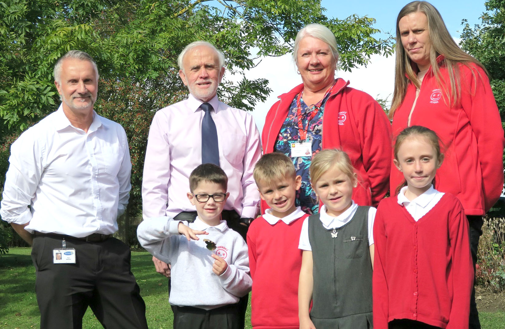 Schoolchildren Join County Savings Scheme