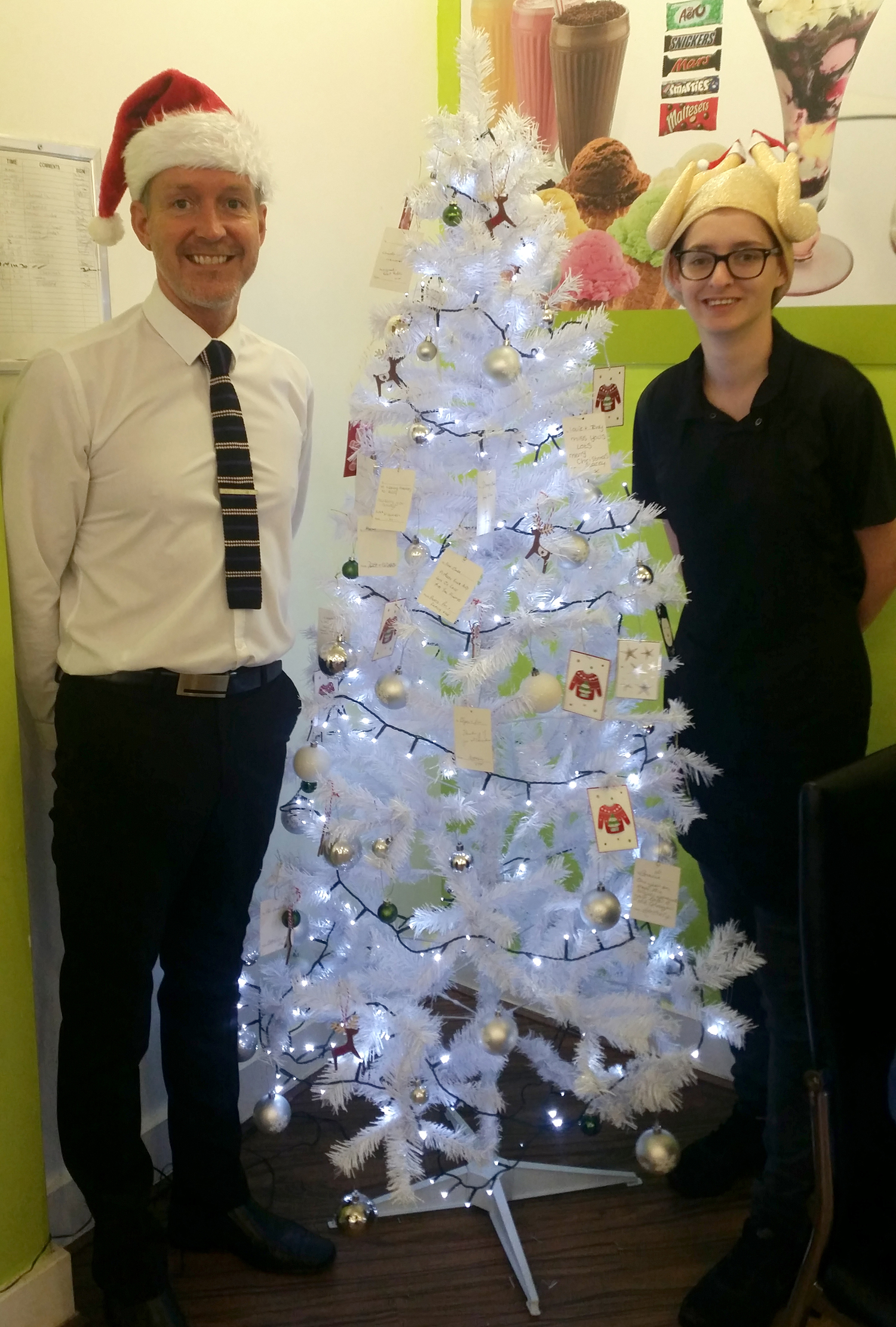 Memory Tree at Coffee Pronto Helps Hospice