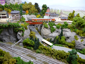 Model Railway Show on the Right Track