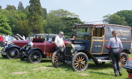 Ripley Castle Classic Car Rally