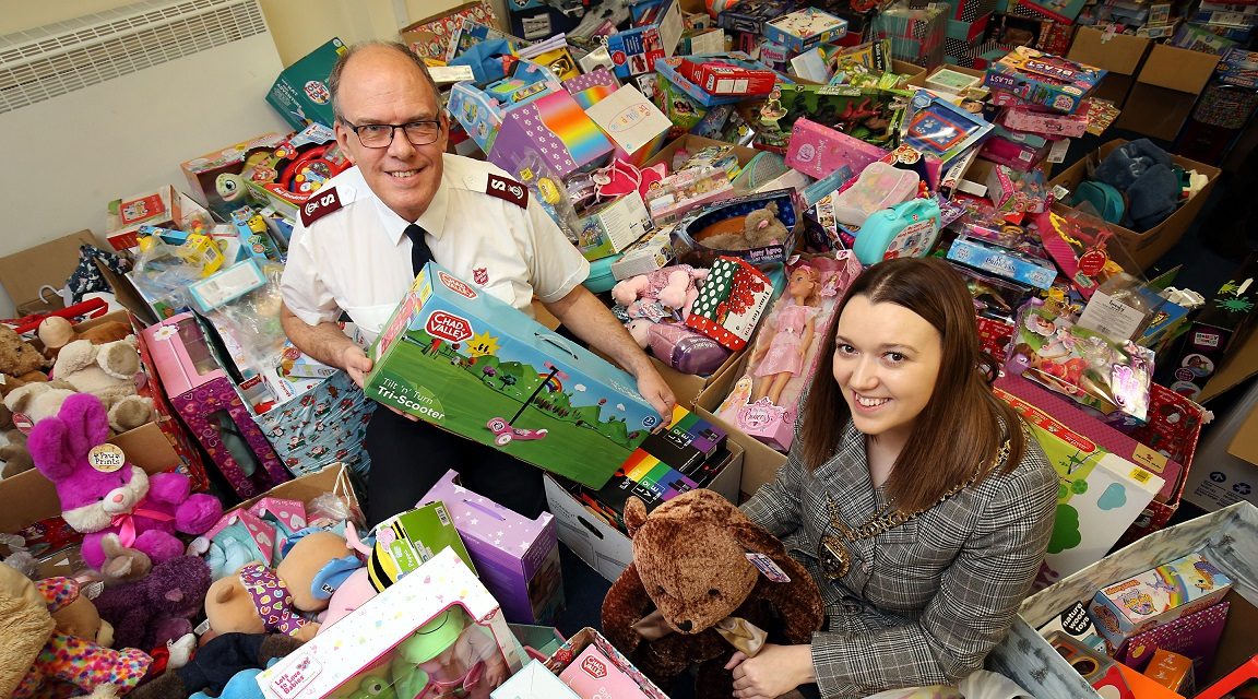 Council Charity Donations Help Make Christmas for Those in Need
