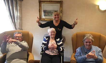 Sign & Sing at Redworth House Care Home