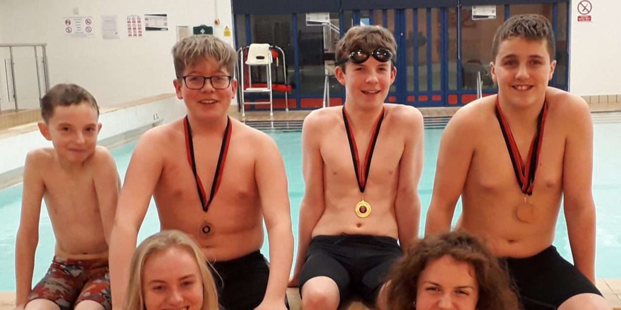 Valentine Success for Swimmers