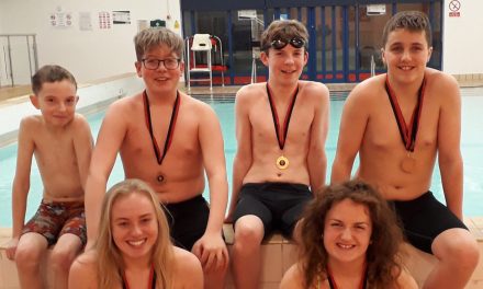 Valentine Success for Swimmers