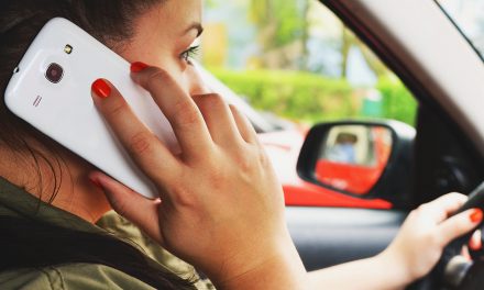 Does Phone Use While Driving Drive you Round the Bend?