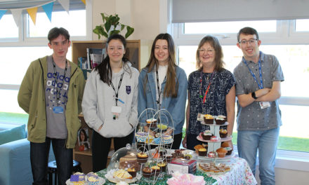 Students Raise £400 for Macmillan