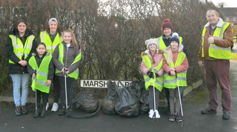 Little Acorns Litter Pick