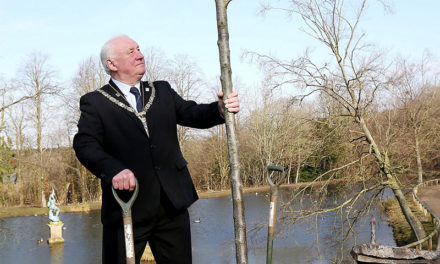 Council Chairman Plants Tree for Queen’s Jubilee Celebrations