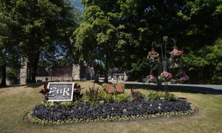 Floral tribute to Queen’s Platinum Jubilee put in place   