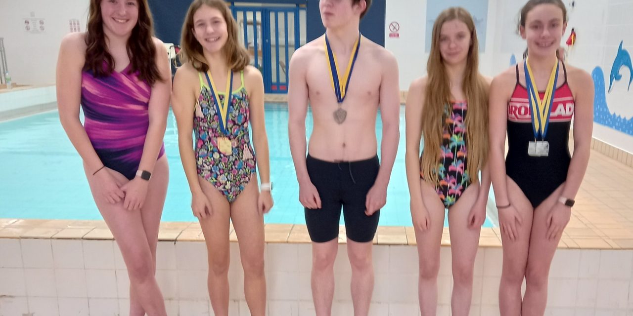 New Year Swim Success for Sedgefield 75 Club