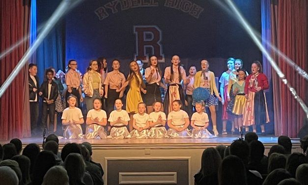 Applause Theatre Arts