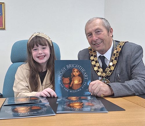 Mayor Welcomes a VIP Visitor