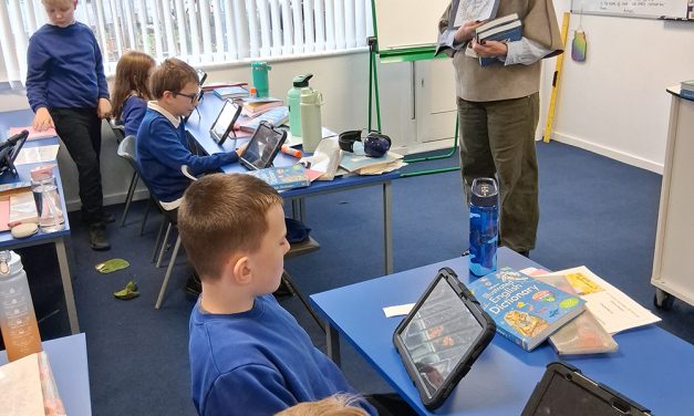 Distributing Dictionaries